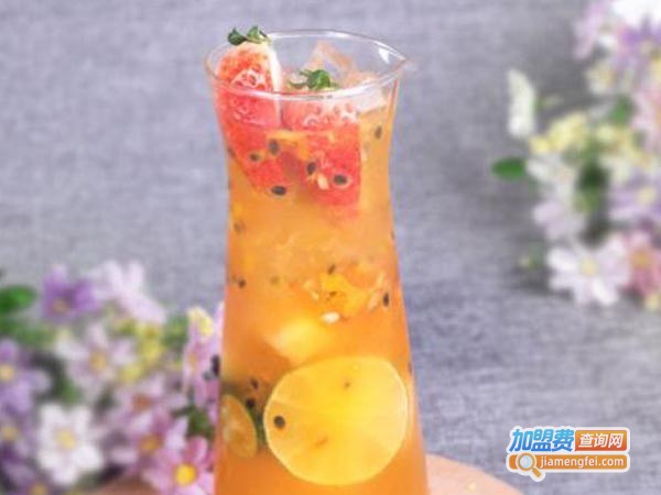 贪吃猪鲜果奶茶加盟费