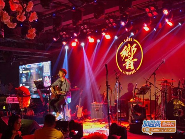 响音乐酒吧加盟