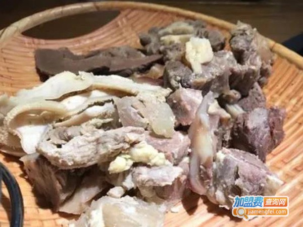 诗爷跷脚牛肉加盟费