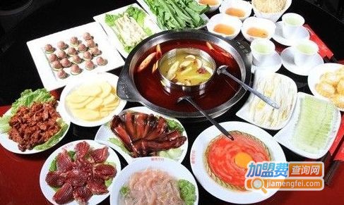 渝情小院火锅加盟费