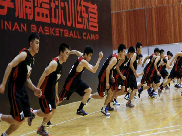 李楠篮球训练营加盟费