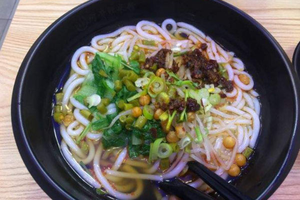 阿贵鲜新疆米粉加盟费