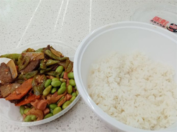 臻湘现炒木桶饭加盟费