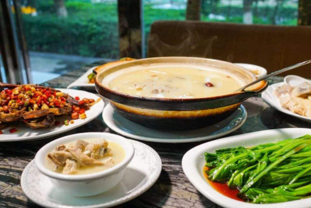 小广东地摊猪肚鸡加盟费