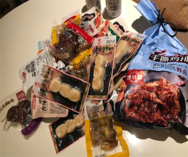 好乡霖休闲食品加盟费