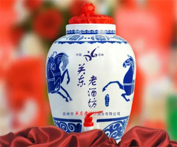 关东老酒坊酒加盟费