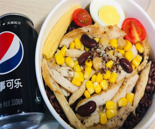 草酱轻食加盟费