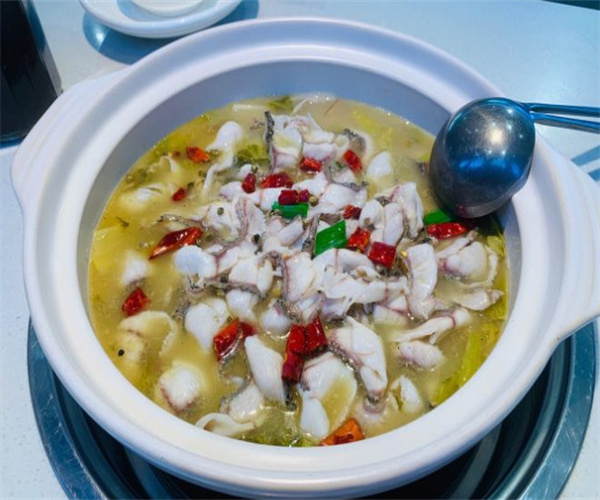 川城纪酸菜鱼加盟费
