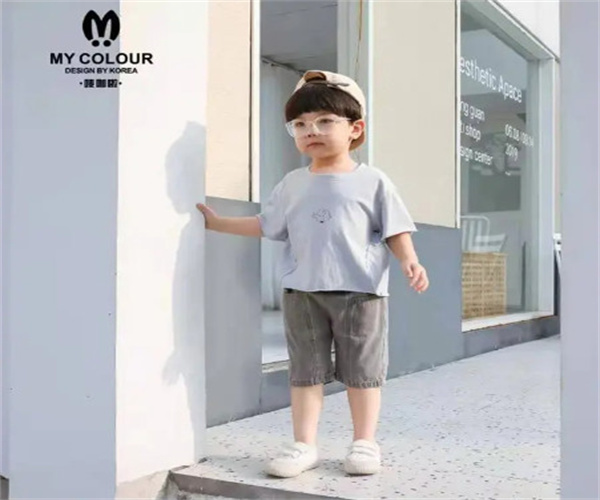 唛咖啦童装