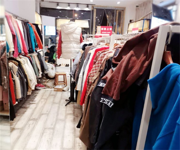 滚球de店加盟费