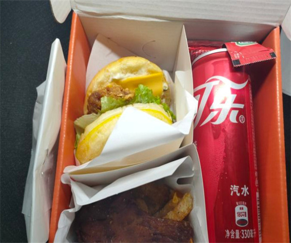 怂堡牛肉汉堡加盟费