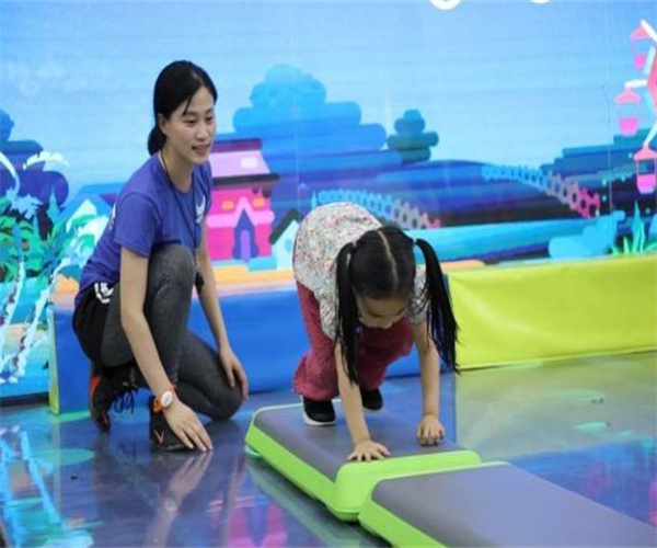 赛鲁班儿童体适能