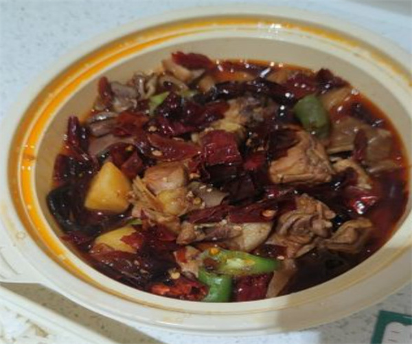 肥造肥肠鸡饭加盟
