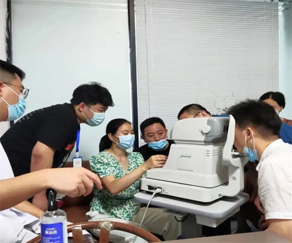 陈锦济眼科加盟