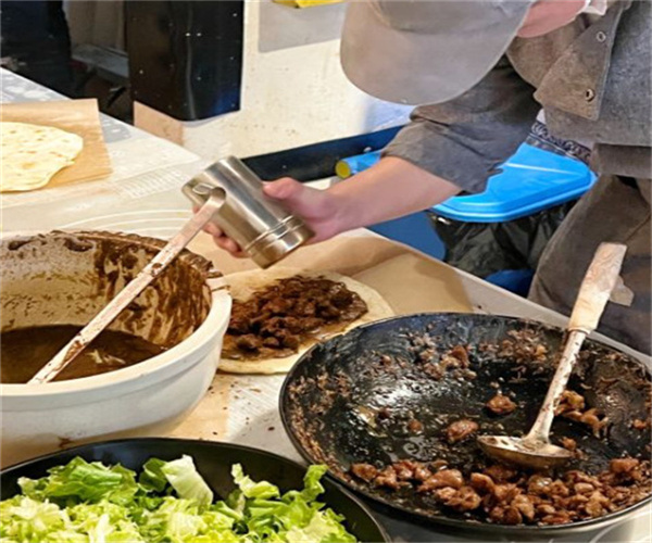 胡万串饼加盟