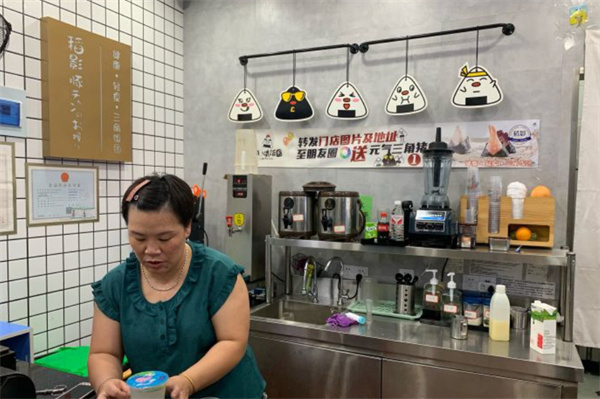 小猪啃饭团加盟