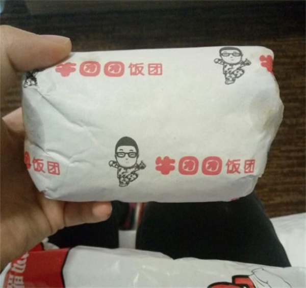 牛团团饭团加盟
