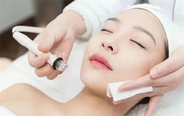 镜面皮肤管理加盟