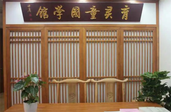 育灵童加盟