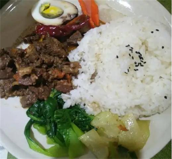 哈少快餐店加盟