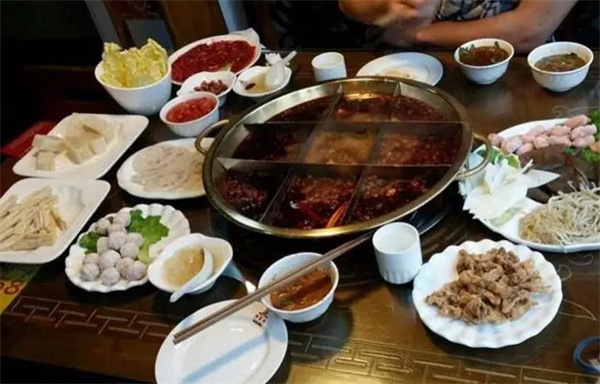 众耀海鲜九宫格火锅加盟费