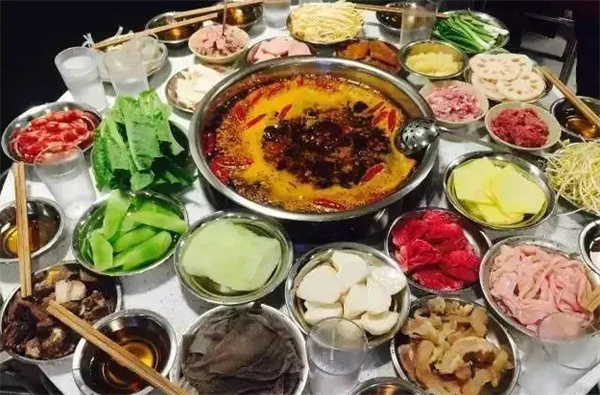鱼众不同火锅加盟费