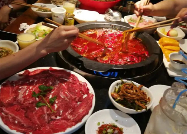 香百里火锅加盟费