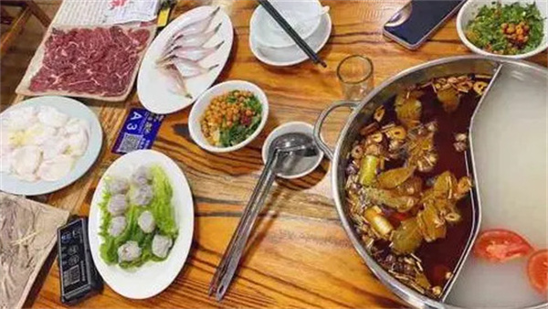 肥婆麻辣火锅加盟费