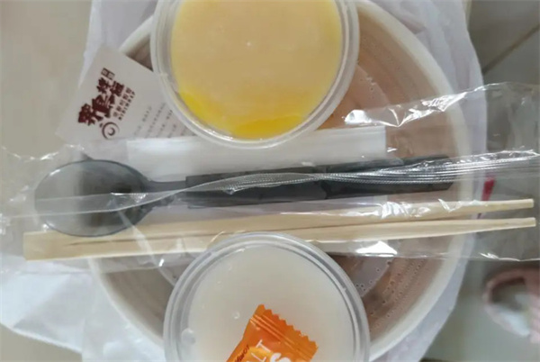 荠岛国王加盟