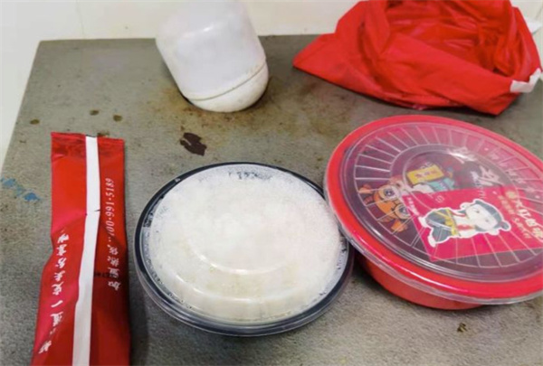 牛谷丽番茄肥牛饭加盟