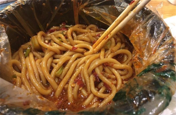 玲玲米粉加盟