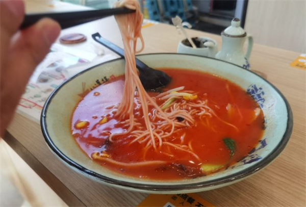 八道拌面加盟