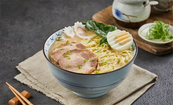 卿古炭火烤肉加盟