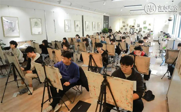 言志美术加盟