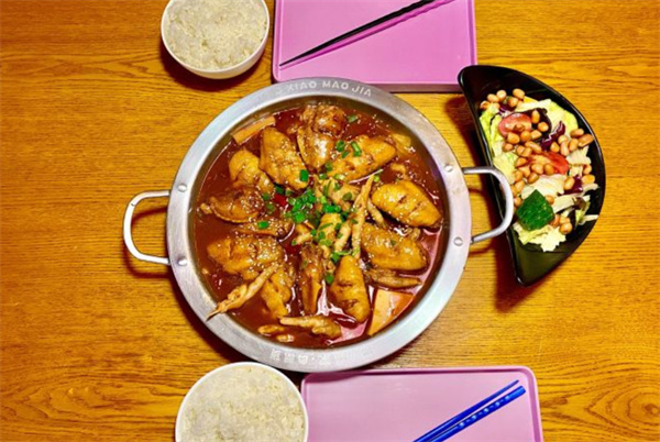 猫小猫家肉蟹煲加盟