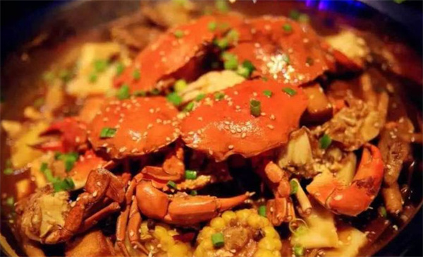 小怪兽肉蟹煲加盟