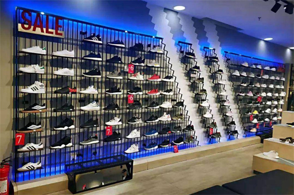耐克阿迪折扣店加盟