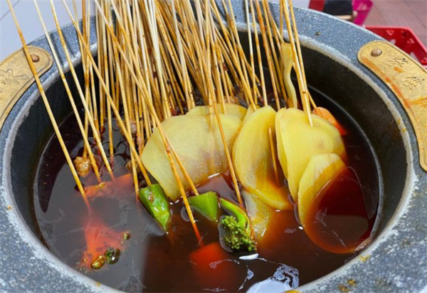 冒椒火辣冷锅串串加盟
