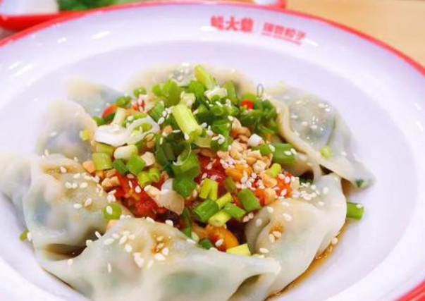 熊大爷现包饺子好不好?