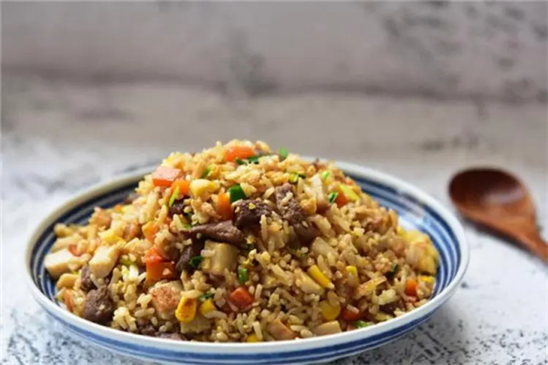 阿呆炒饭加盟