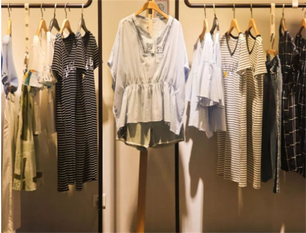 云上服装店加盟