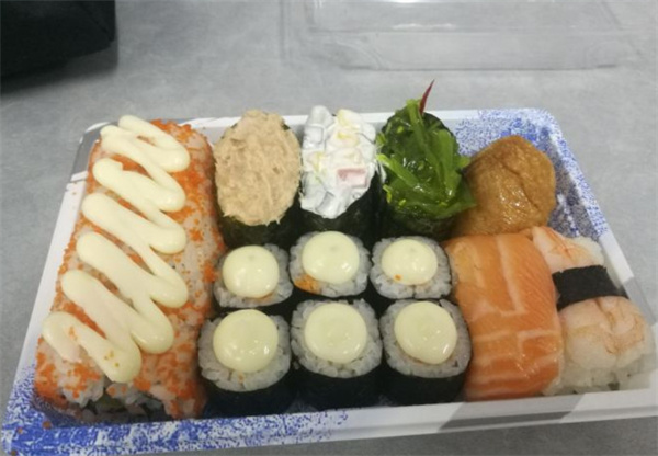 斋藤外带寿司加盟