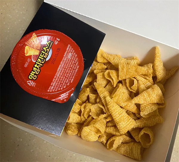 8.8元小零食加盟店