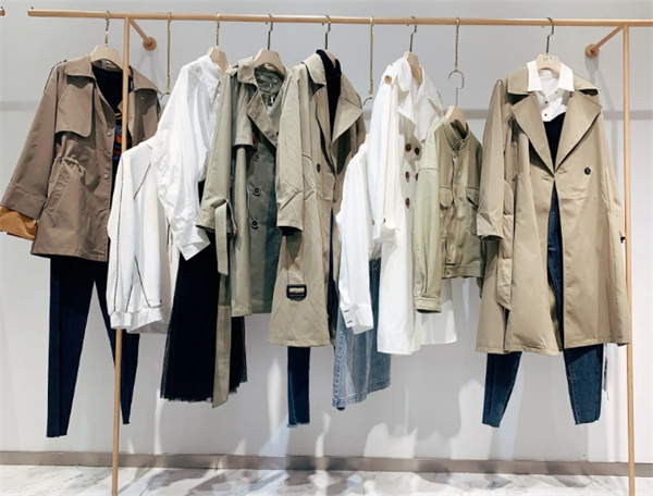 品牌服装折扣店加盟