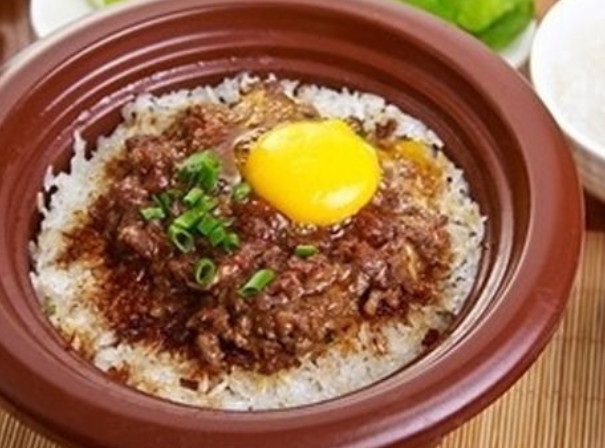 坤弟紫砂煲拌饭加盟费
