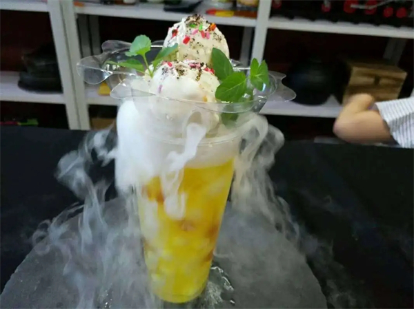 冒烟冰激凌连锁加盟
