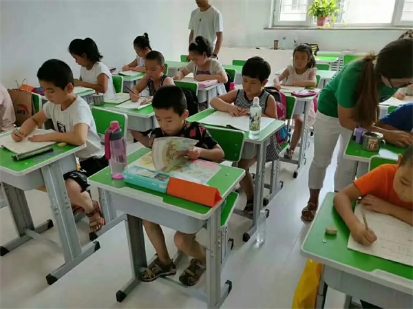 品牌托管班加盟