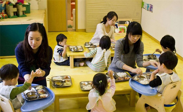 学前教育培训加盟