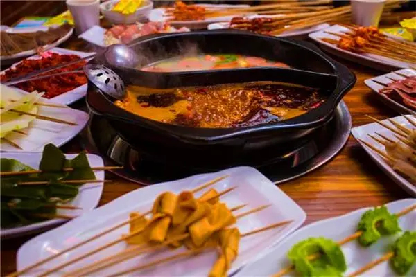 酒鲜特色火锅串串加盟