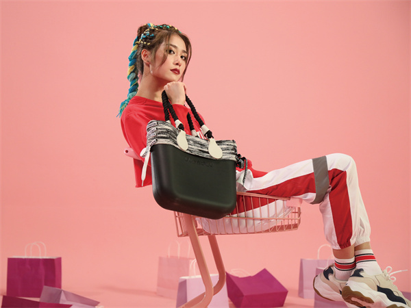 都宝路女包加盟